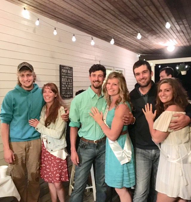 60527530-4382-4255-99BF-7F05FDC20747